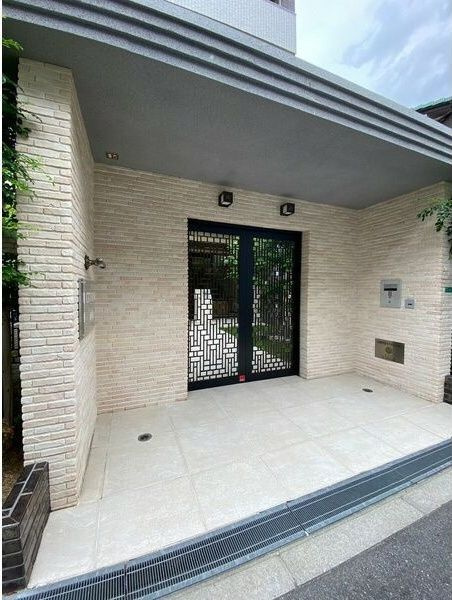 CITY　SPIRE西中島のエントランス