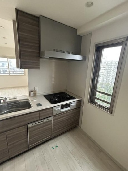 【キッチン】 | サンメゾン目白高田 | 快適な日常を支える機能性と強さがひとつになったキッチンです。