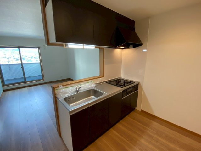 リアライズ箕岡のキッチン