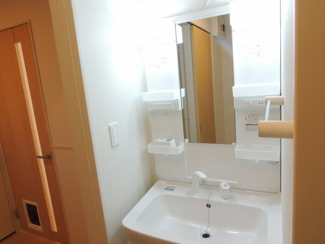 エスポワールの洗面所|忙しい朝には欠かせない洗面所です