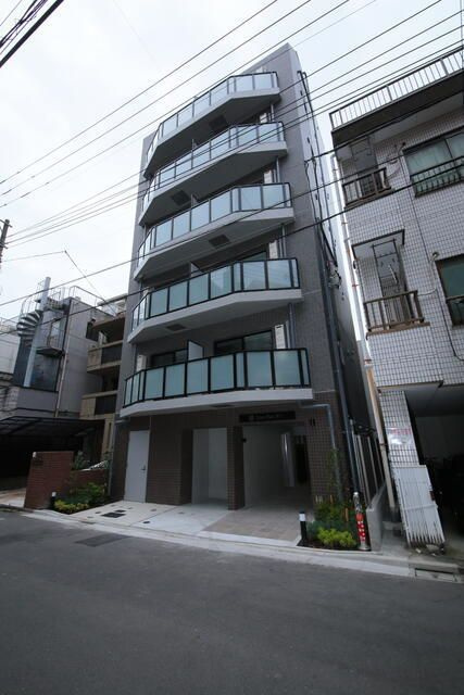 エストゥルースプラス押上