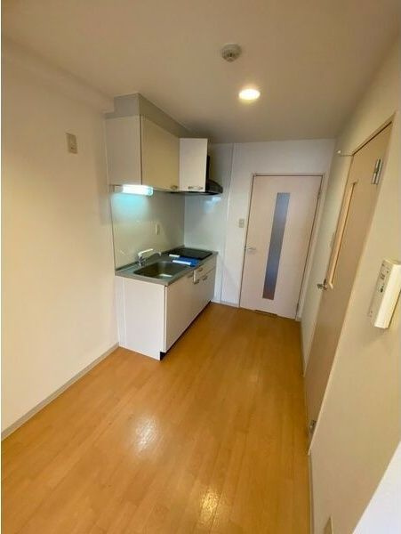 エレガンスレイヴの居間・リビング