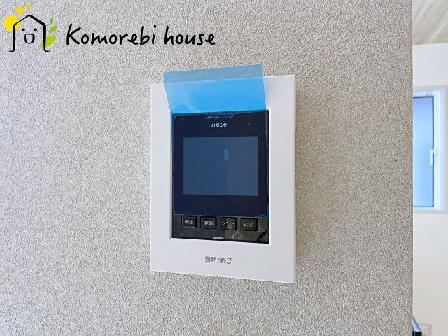蓮田市西新宿3丁目　新築一戸建て　ブルーミングガーデン　01の防犯設備|来客時も画面で確認できる安心のTVモニターフォン。録画機能も付いているの安心。忙しい毎日をしっかりサポートします。