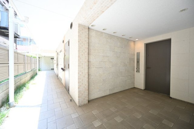 【エントランス】 | オーク・スクエア八幡山