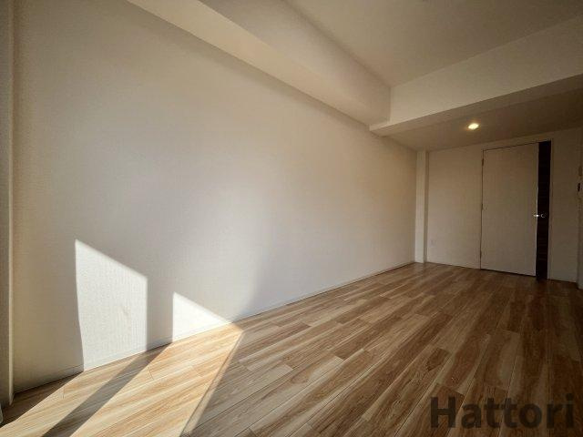 セレニテ西中島アリア弐番館の居間・リビング