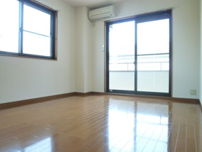 【居間・リビング】 | エスポワール港