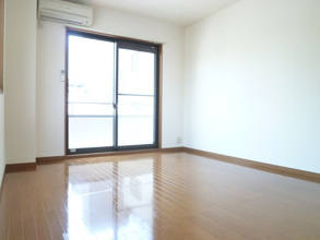 【寝室】 | エスポワール港