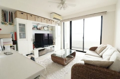 【居間・リビング】 | リストレジデンス辻堂タワー | ※家具・家財は付属いたしません。