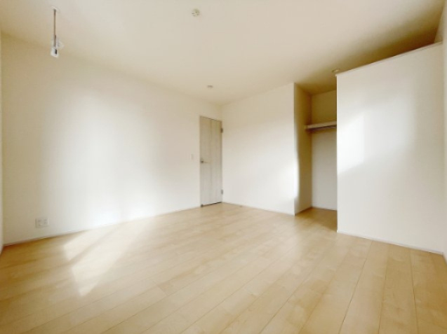 新築戸建・新築建売　郡山市富久山町福原字三斗蒔田【長期優良住宅】行健小・行健中の洋室|窓はペアガラスになっているので空調効率UPが期待されます！