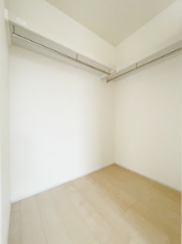 新築戸建・新築建売　郡山市富久山町福原字三斗蒔田【長期優良住宅】行健小・行健中の収納|ウォークインクローゼットはスーツケースなど大型荷物の収納にも便利！