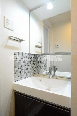 【洗面所】 | グランドコンシェルジュ大森本町Ⅱアジールコート | スペースが確保できる洗面所です