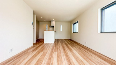 【居間・リビング】 | 綾瀬市蓼川3丁目 新築戸建  全2棟