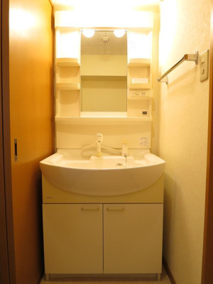 【洗面所】 | アドラブール干隈