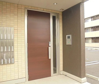 【エントランス】