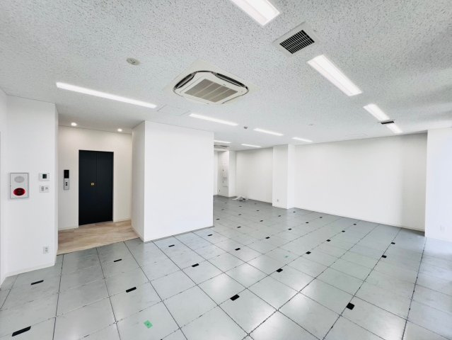 ARスクエアの内装