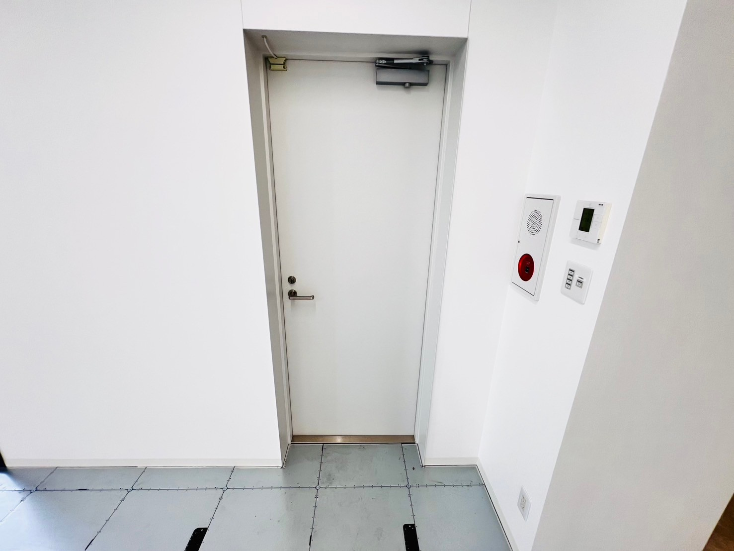 ARスクエアの玄関