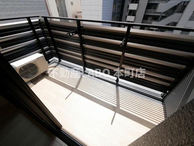 ジオエント新町のバルコニー