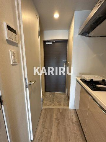 フォーリアライズ城東ファインの玄関