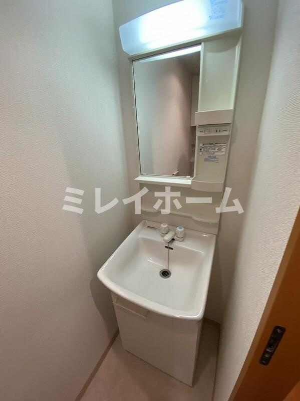 クレイシア西蒲田の洗面所