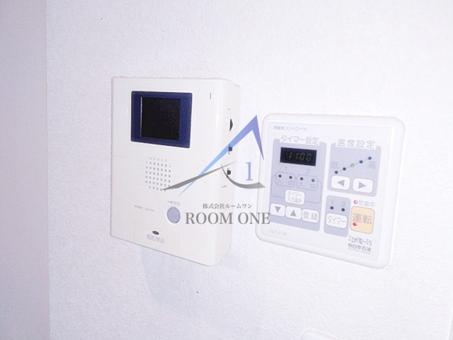 ボヌール南長崎のセキュリティ|モニター付きインターホンです。