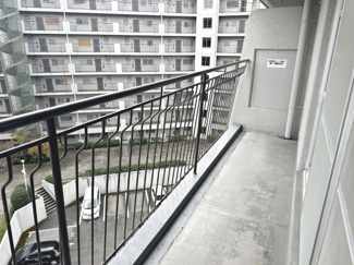 【バルコニー】 | 南海狭山コーポ２号棟 | 南東面バルコニーですので、日当たり良好で洗濯物がよく乾きますよ！