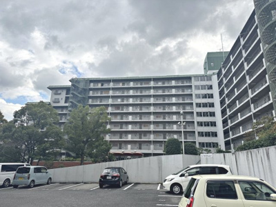 【外観】 | 南海狭山コーポ２号棟 | サンプラザまで約387ｍ！毎日のお買い物に便利ですね！