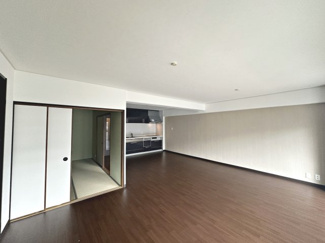 【居間・リビング】 | 南海狭山コーポ２号棟 | ＬＤＫ約２０帖！ゆとりあるリビングに家族の時間も増えますね！