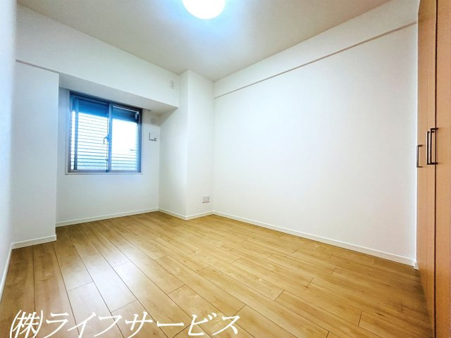 【洋室】 | シティオアシス東三国 | 洋室６帖／クローゼット有