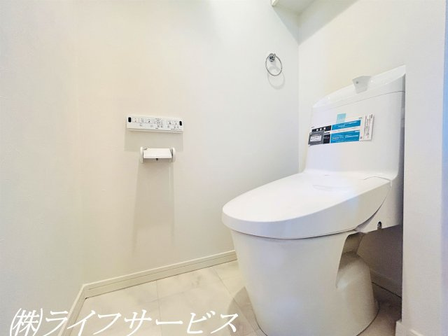 【トイレ】 | シティオアシス東三国 | 温水洗浄便座付トイレ