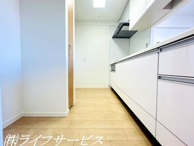 【キッチン】 | シティオアシス東三国 | システムキッチン／パントリーあり！