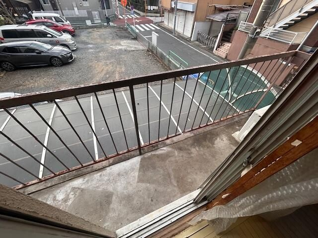 エレガンス旭町マンションのバルコニー