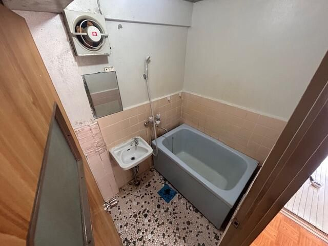 エレガンス旭町マンションの浴室