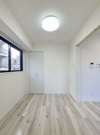 ポルテフォルトゥーナ蕨の寝室|別号室参考写真です。