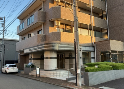 【外観】 | ライオンズマンション橋本台第２ | マンションの外観は非常に重要なポイントです！外観の善し悪しは資産価値に大きな影響を与えます。外観のいいマンションを購入することで、高値で売却がしやすく、買い手が見つかりやすいというメリットがあります。