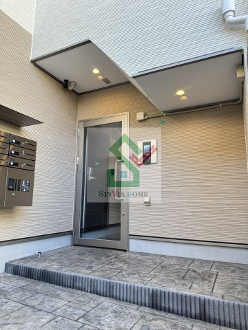 ルミナス所沢のエントランス