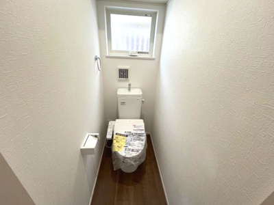 【トイレ】 | 【20万円ｷｬｯｼｭﾊﾞｯｸ対象物件】ファーストタウン生駒郡第5斑鳩町小吉田  全1棟 1号棟