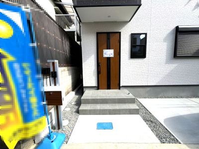 【玄関】 | 【20万円ｷｬｯｼｭﾊﾞｯｸ対象物件】ファーストタウン生駒郡第5斑鳩町小吉田  全1棟 1号棟 | 施工例写真