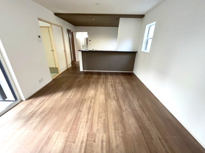 【居間・リビング】 | 【20万円ｷｬｯｼｭﾊﾞｯｸ対象物件】ファーストタウン生駒郡第5斑鳩町小吉田  全1棟 1号棟