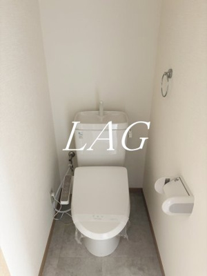 【トイレ】 | エヴィアン | トイレです。