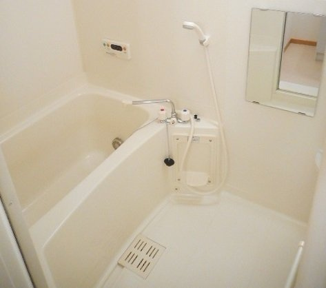 ハーベスト下上の浴室