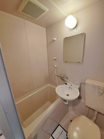 アスティ武庫川の浴室