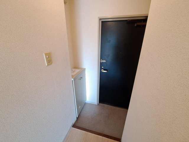 アスティ武庫川の玄関