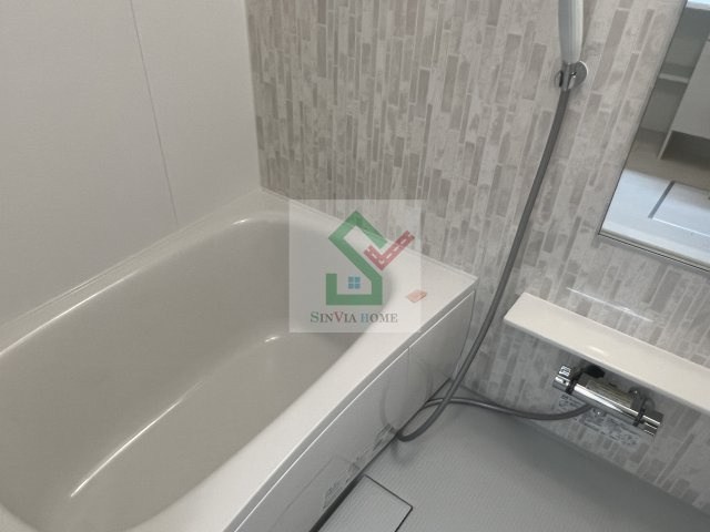 アヴァンス東大泉Aの浴室