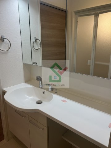 アヴァンス東大泉Aの独立洗面台