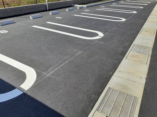 ミレ・グランデ・伏見の駐車場