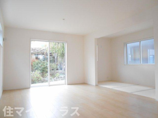 【居間・リビング】 | 郡山市富久山町福原新築一戸建て2棟 | ゆったりとした居間です