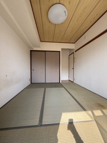 プレステージ市川 の和室