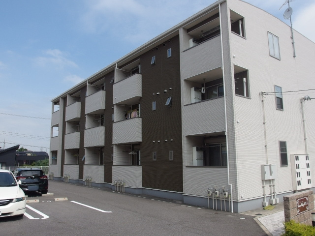 グリーンシティ竜美Ｊの外観