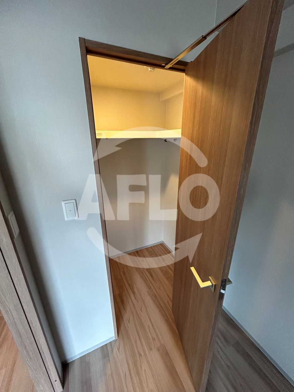 エスリードレジデンス都島ノースの収納|エスリードレジデンス都島ノース　ウォークインクローゼット