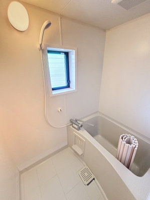 【浴室】 | ルミエール2 | ※他のお部屋の参考写真です。